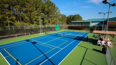 Pickleball Explained - The Difference between Badminton and Pickleball